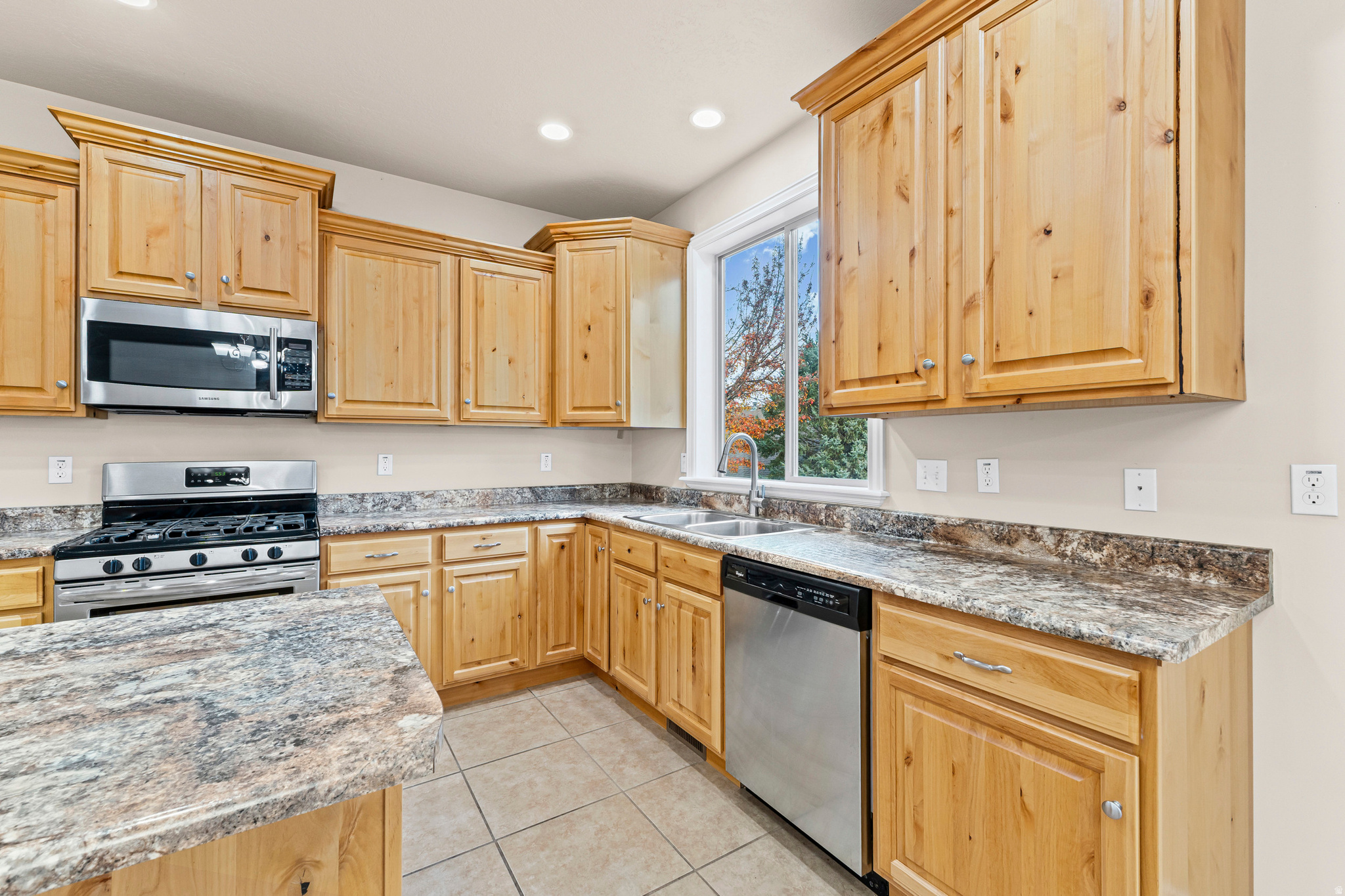 LAKE VIEW TERRACE - Residential