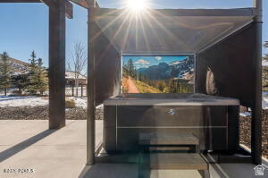 HIGH STAR RANCH - Residential