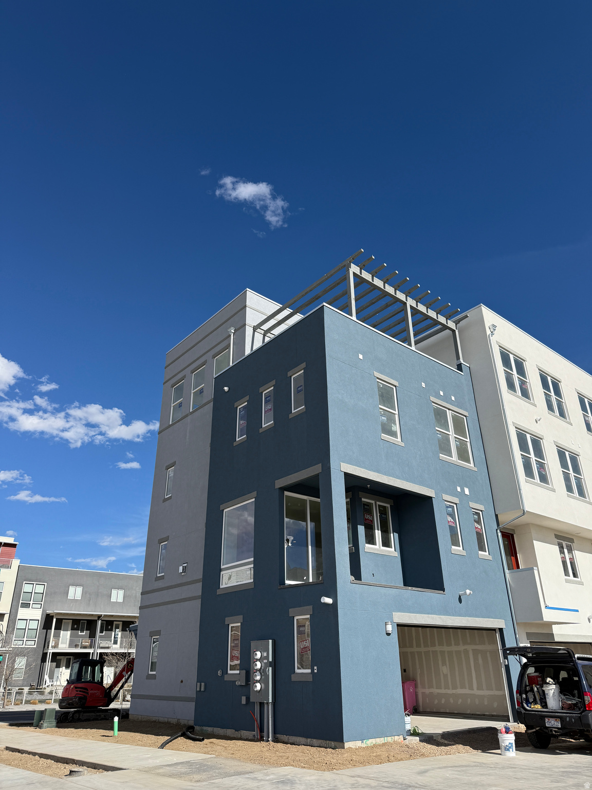 DOWNTOWN DAYBREAK - Residential