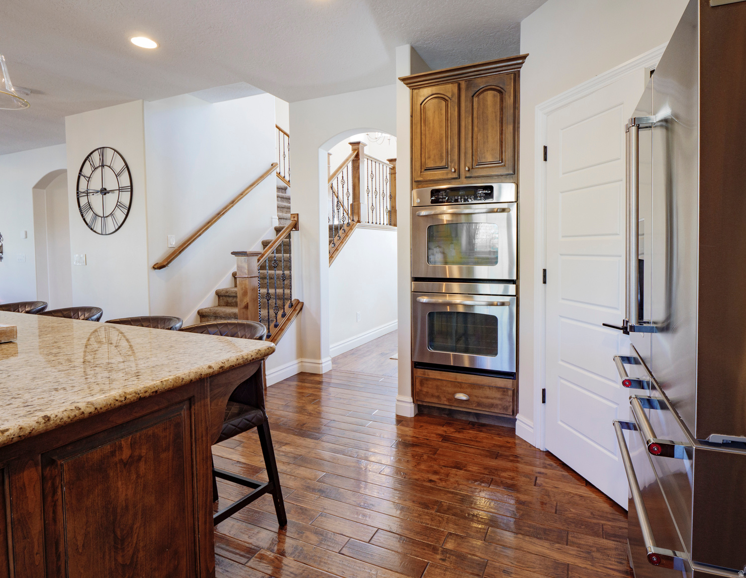 BELLEVUE - Residential