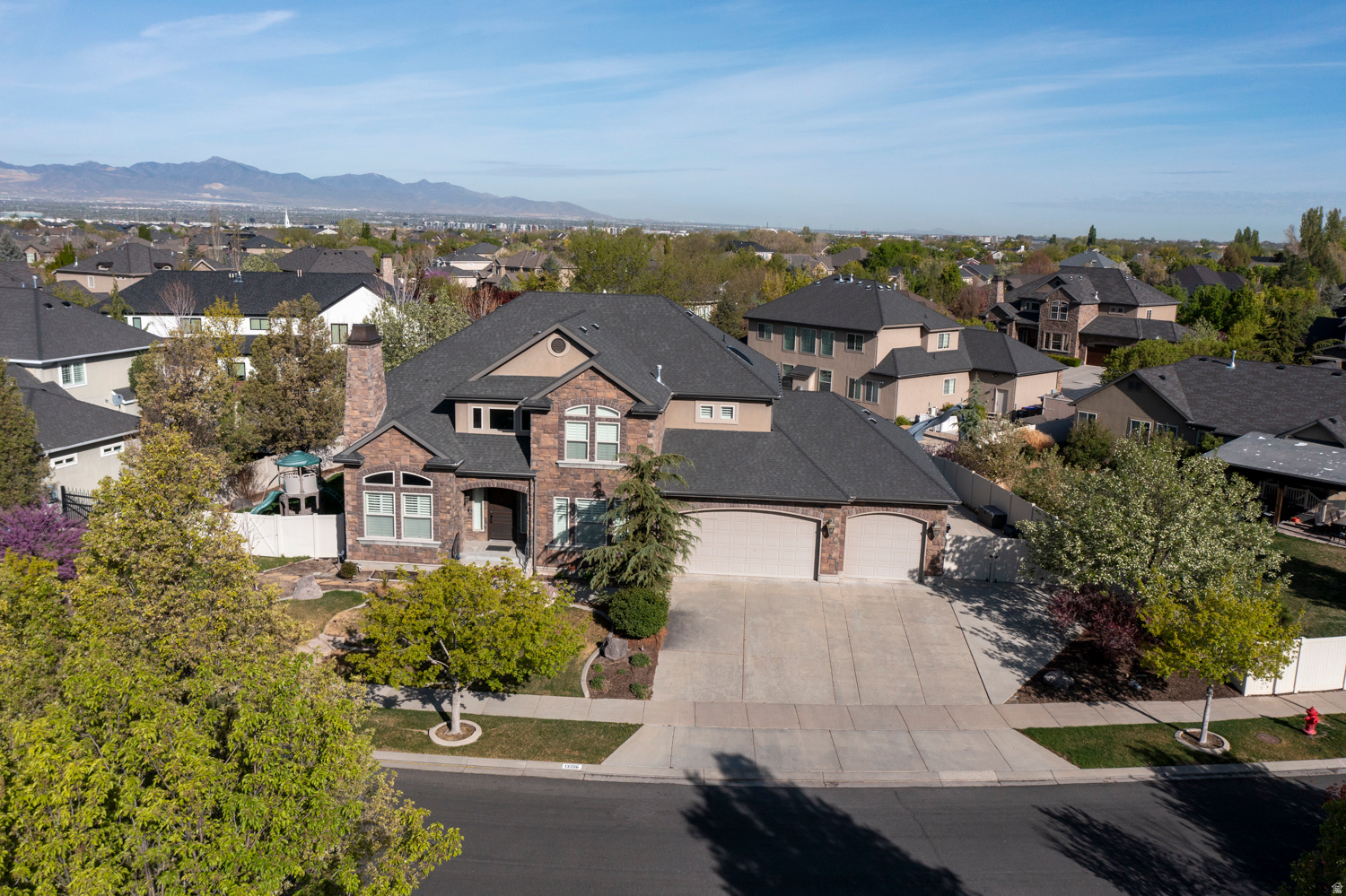 BELLEVUE - Residential