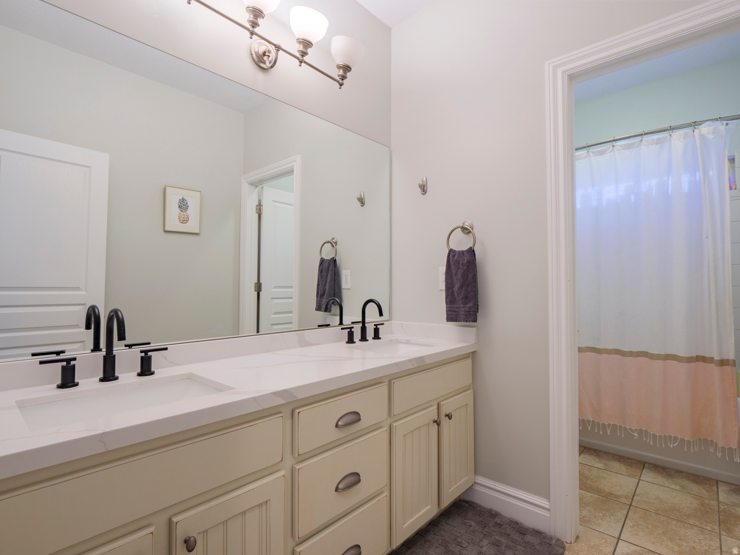 BELLEVUE - Residential