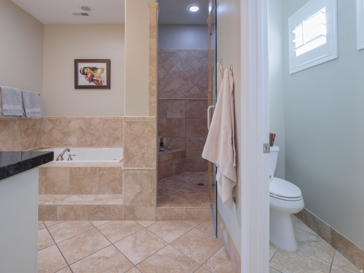 BELLEVUE - Residential