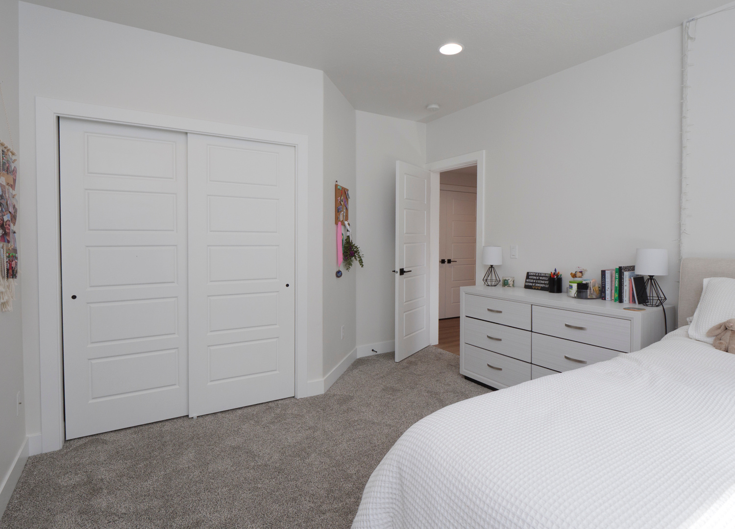 BELLEVUE - Residential