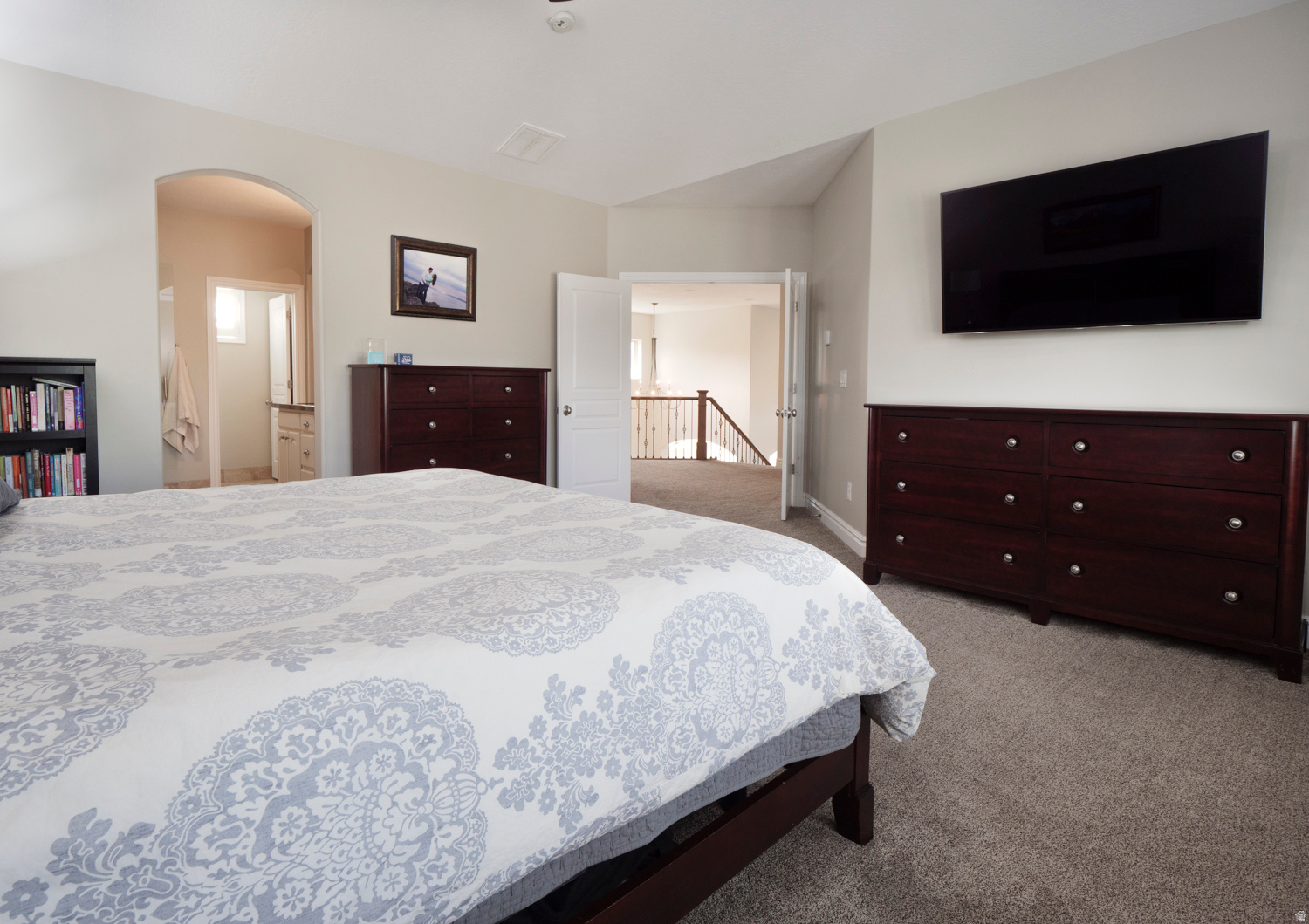 BELLEVUE - Residential