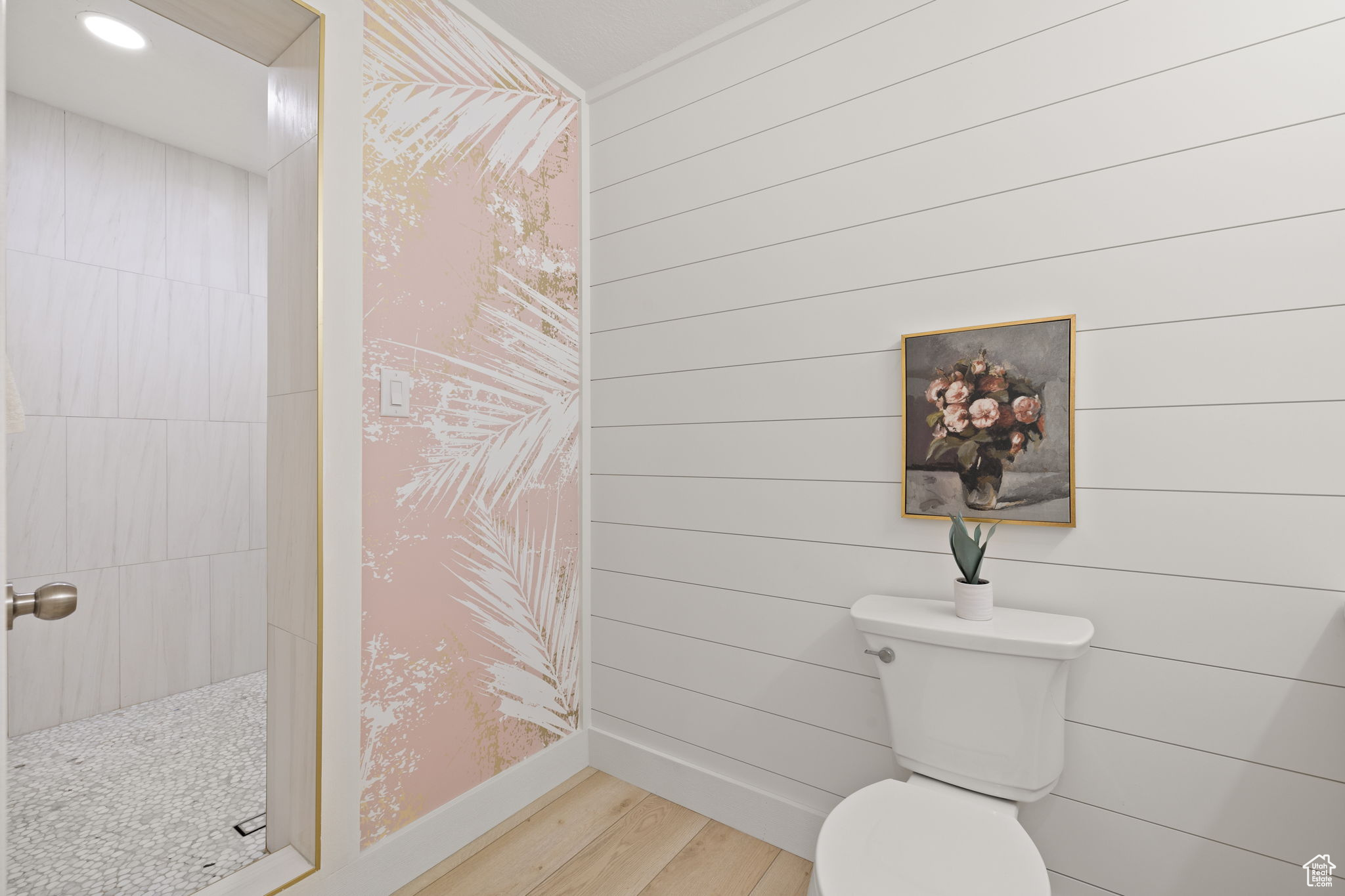 CLOVER RIDGE - Residential