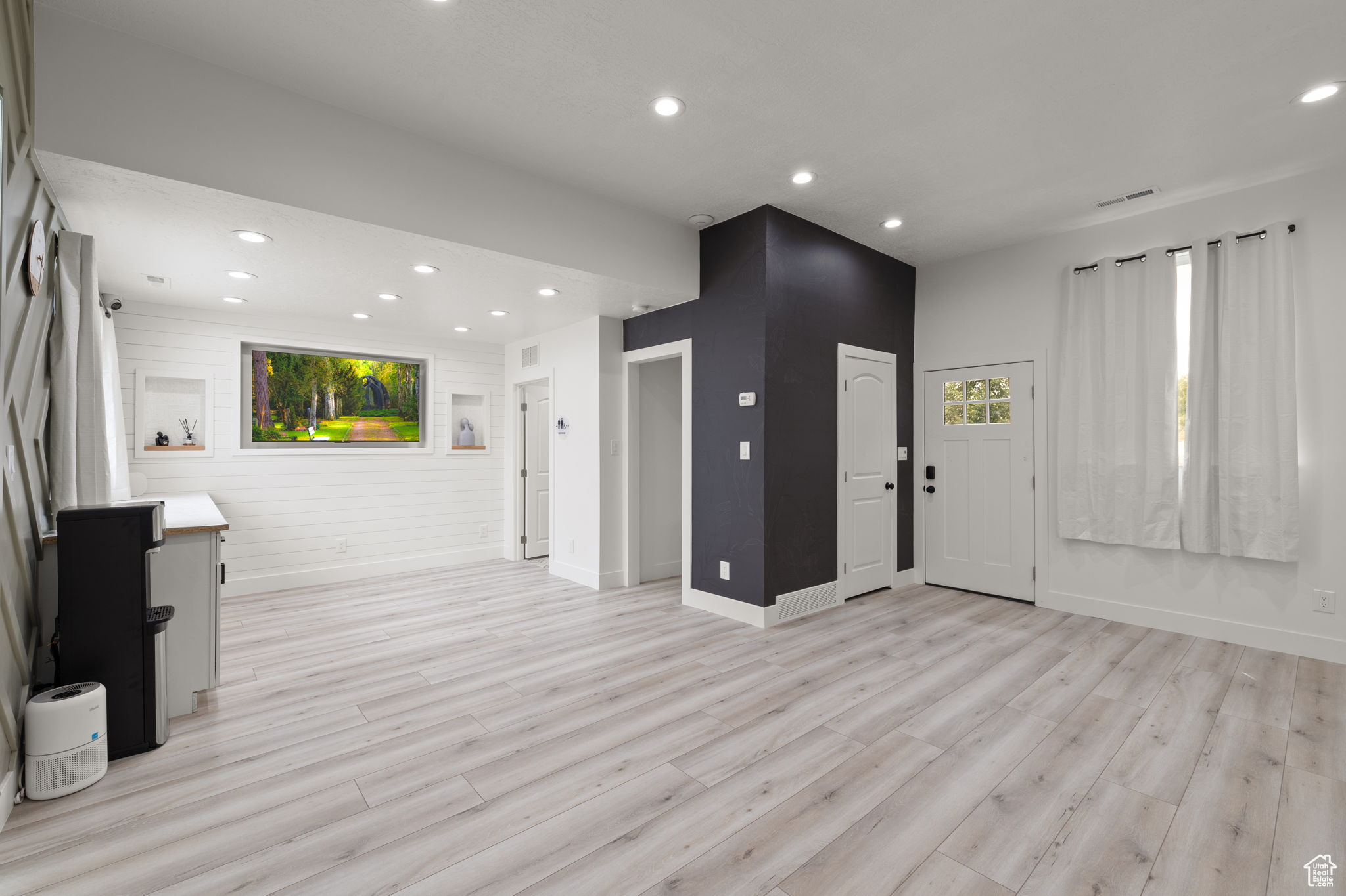 CLOVER RIDGE - Residential