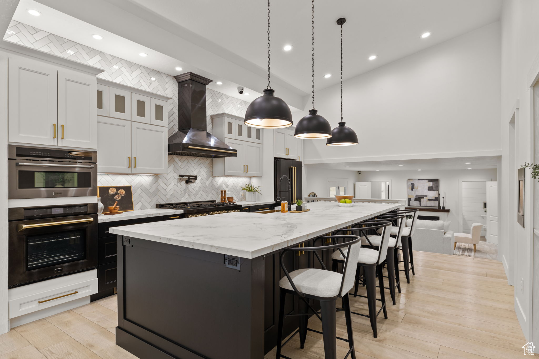 CLOVER RIDGE - Residential