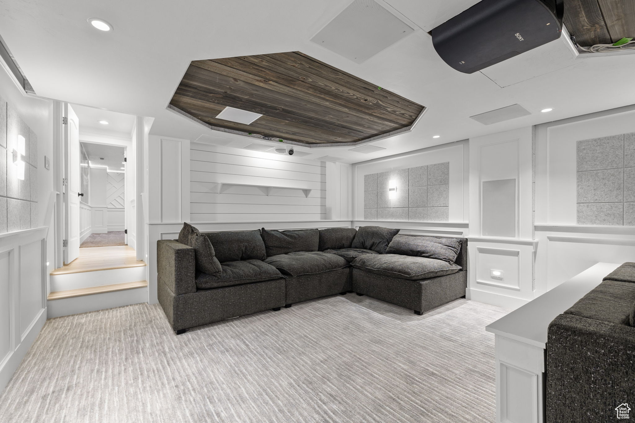 CLOVER RIDGE - Residential