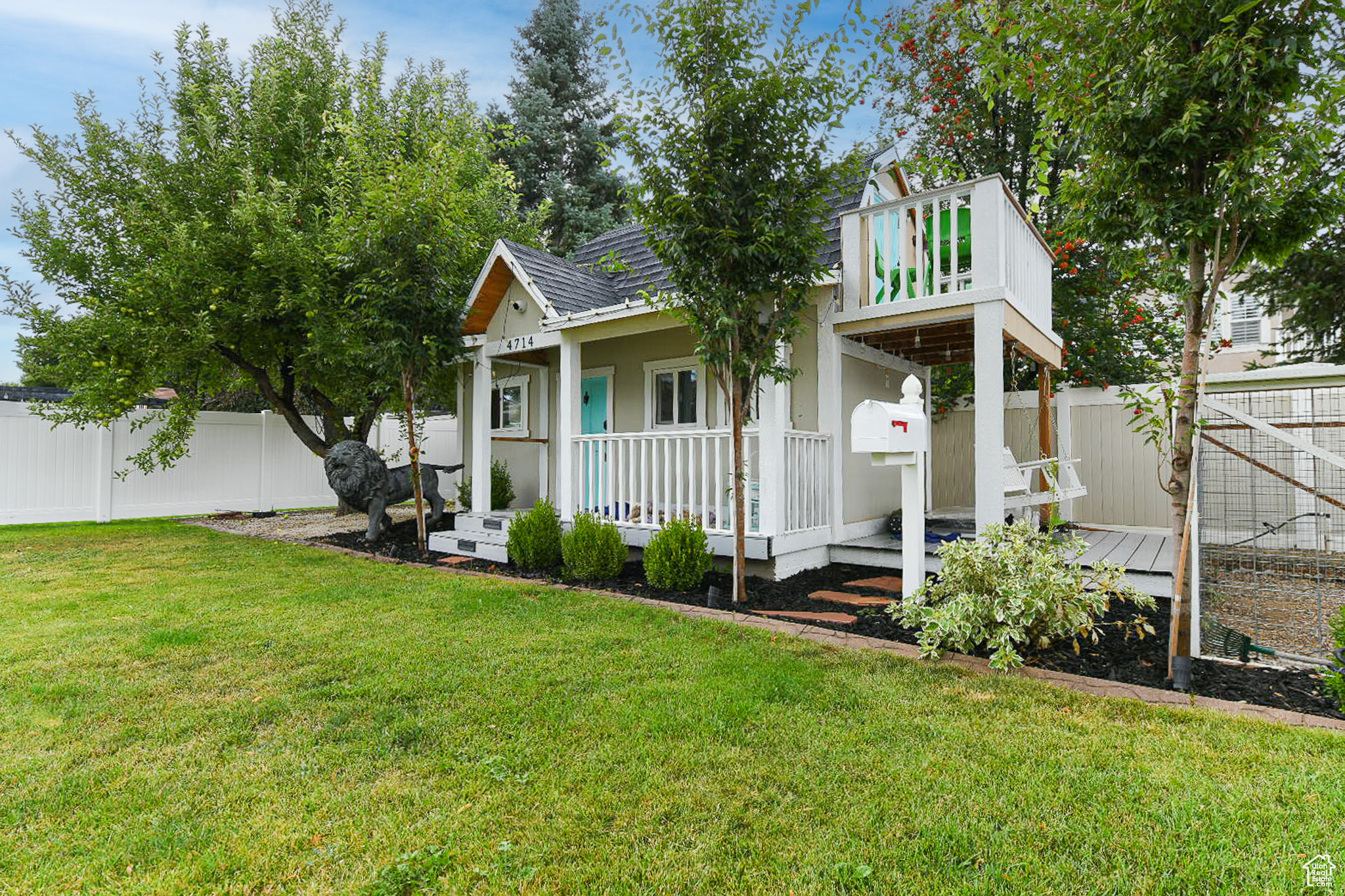 CLOVER RIDGE - Residential