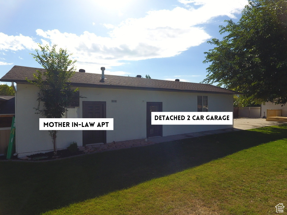 CLOVER RIDGE - Residential