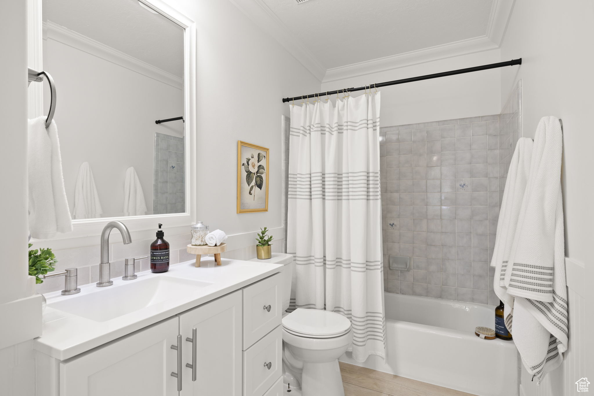 CLOVER RIDGE - Residential