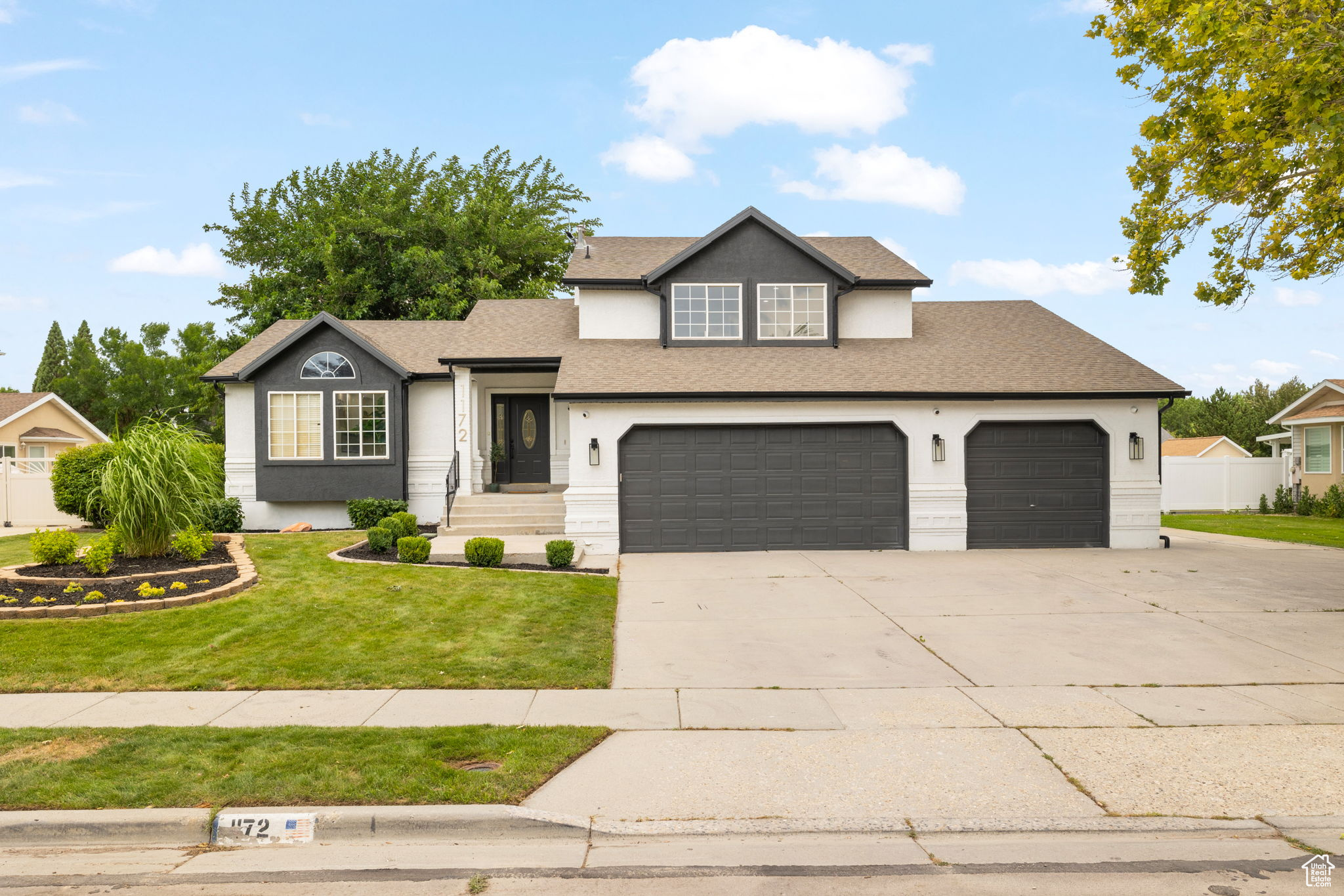 CLOVER RIDGE - Residential