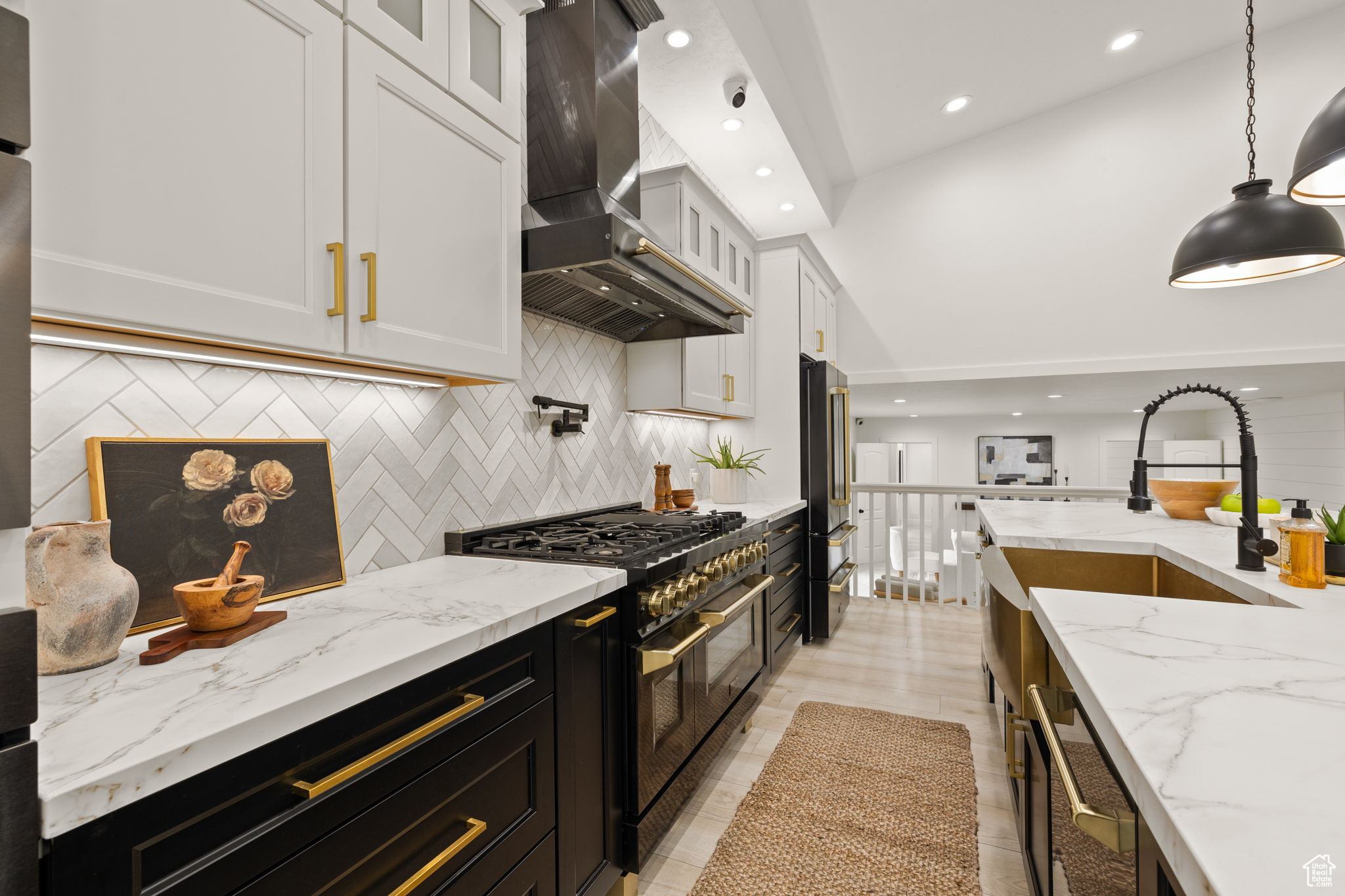 CLOVER RIDGE - Residential