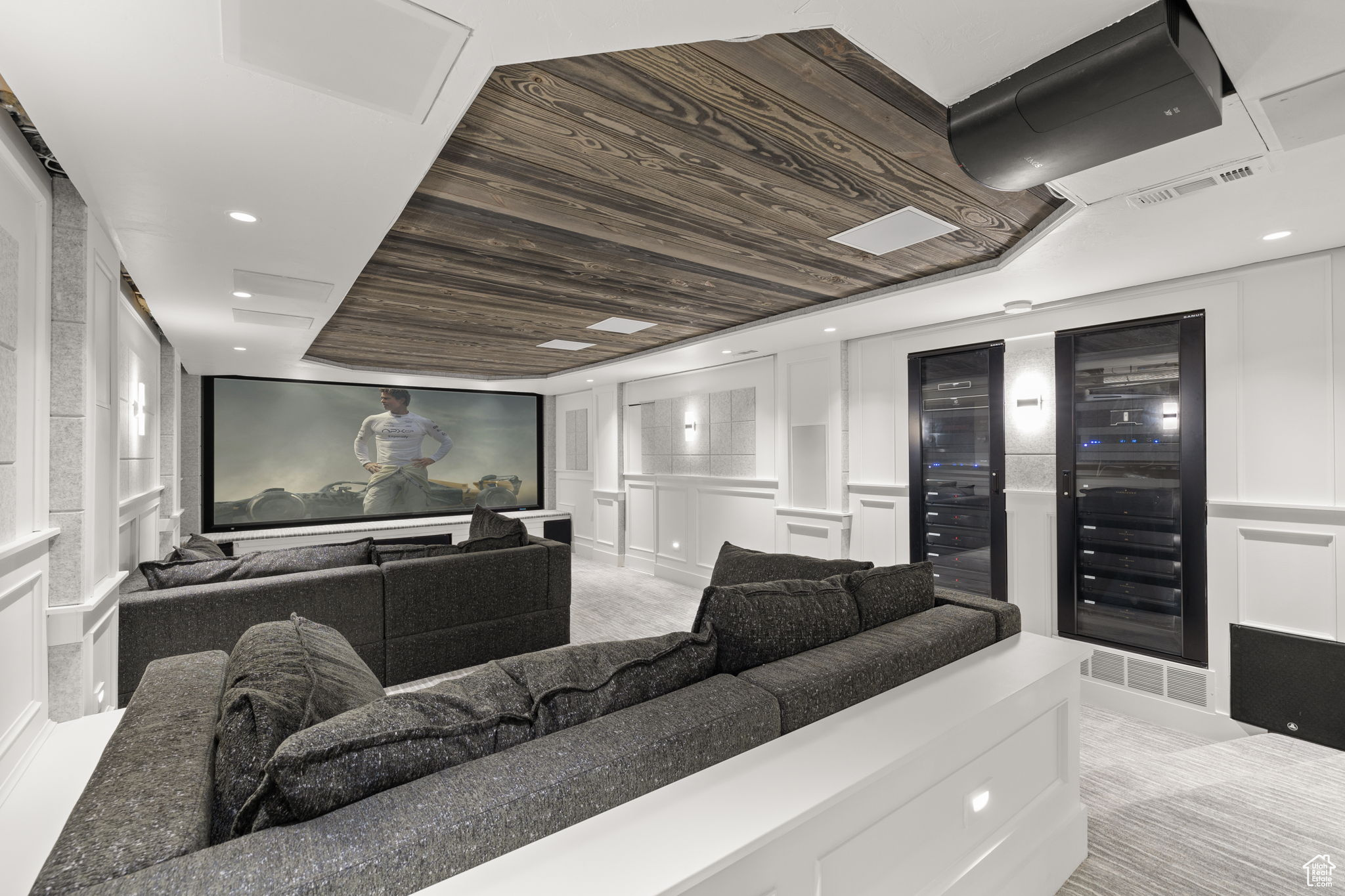 CLOVER RIDGE - Residential