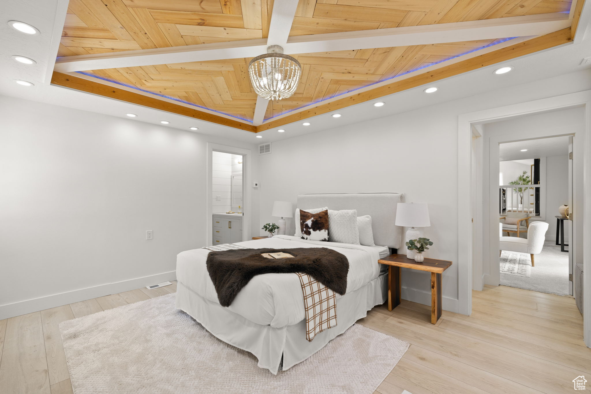 CLOVER RIDGE - Residential