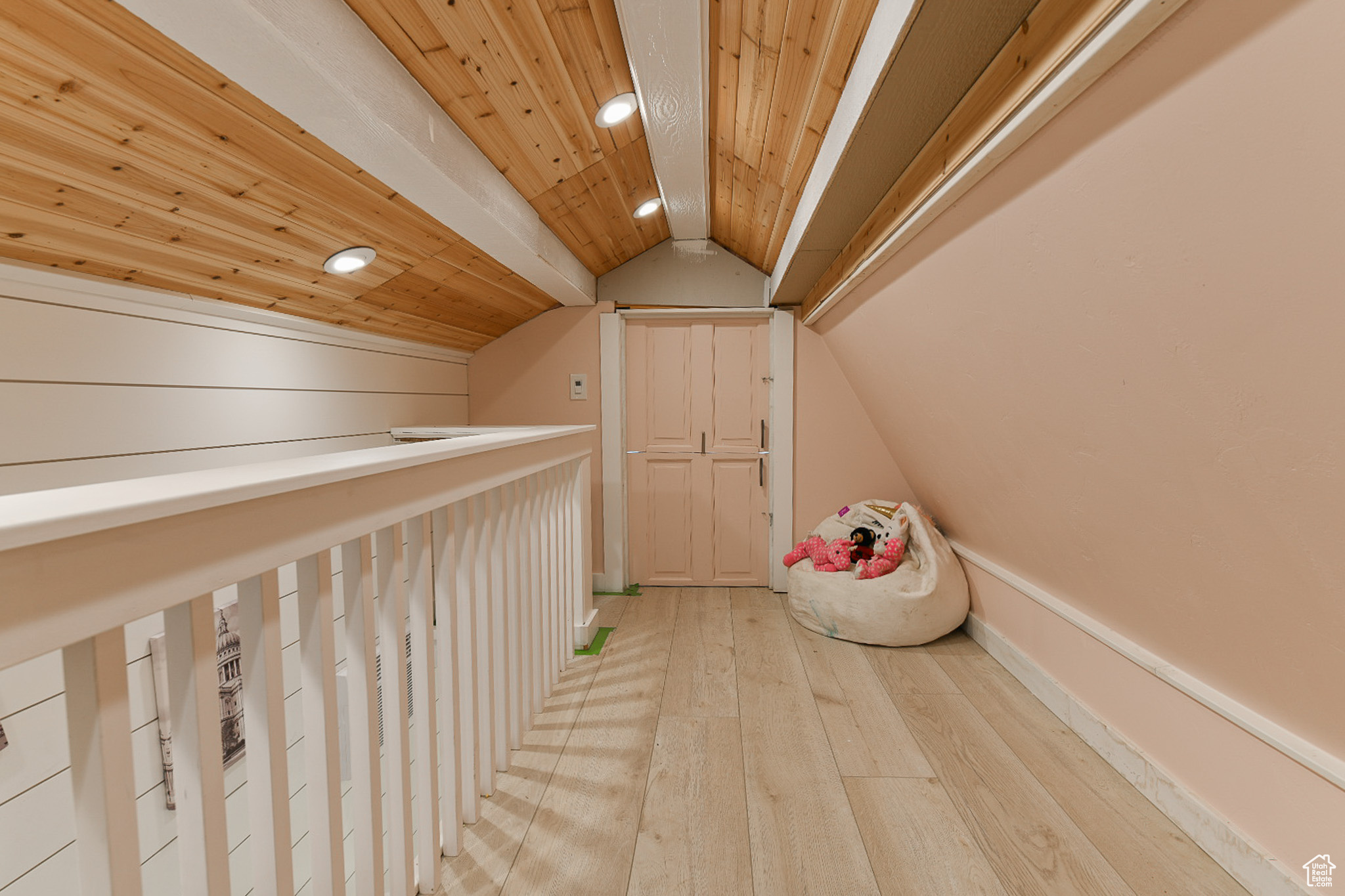 CLOVER RIDGE - Residential