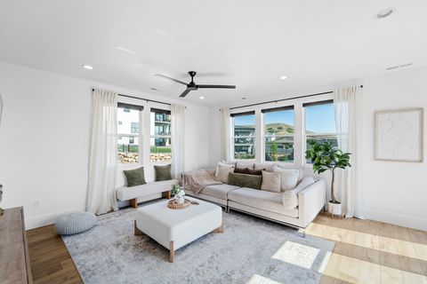 Tiny photo for 5488 N VALLEY VIEW RD, Lehi, UT 84048 (MLS # 2139633)