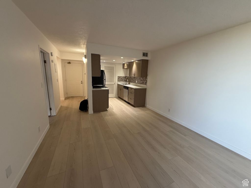 Photo of 115 S 1100 E #614, Salt Lake City, UT 84102 (MLS # 2118240)