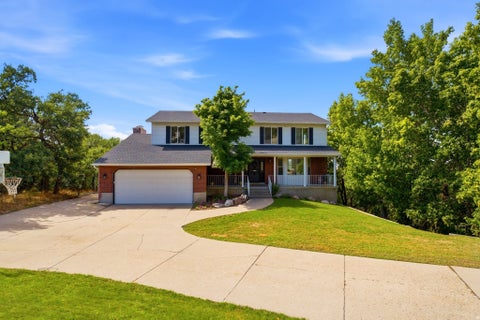 Tiny photo for 2902 S 650 E, Bountiful, UT 84010 (MLS # 2180564)