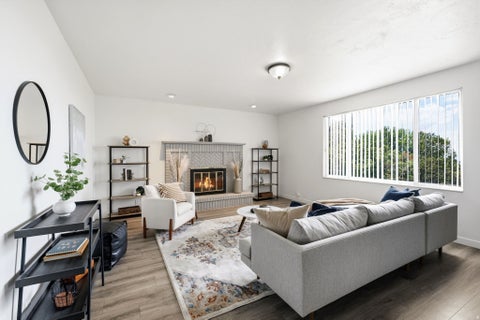 Tiny photo for 2902 S 650 E, Bountiful, UT 84010 (MLS # 2180564)