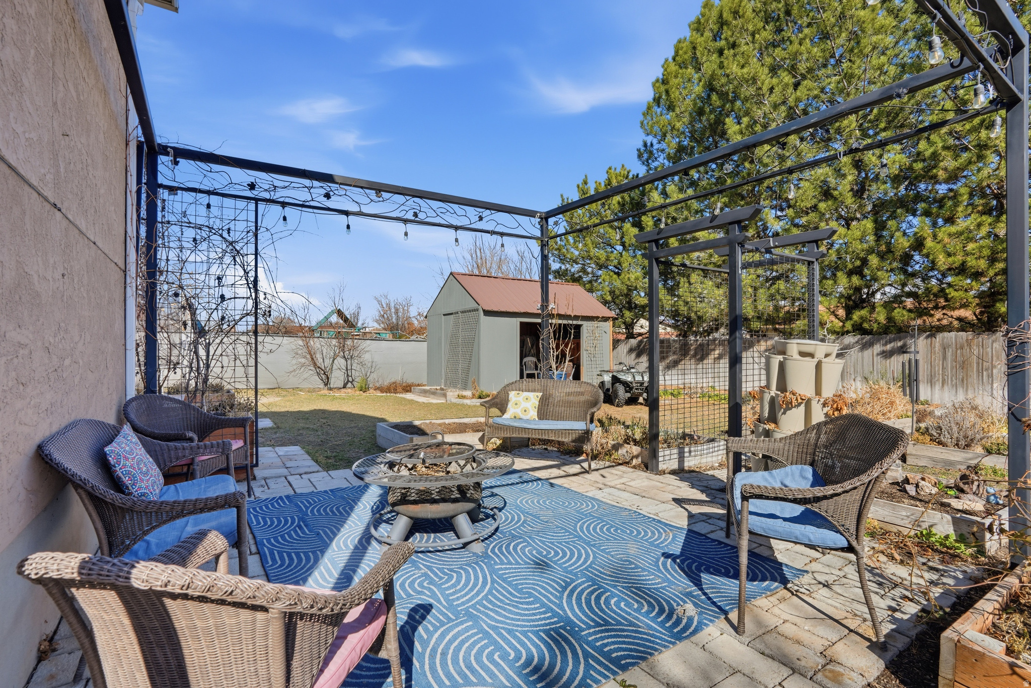 OQUIRRH ESTATES - Residential