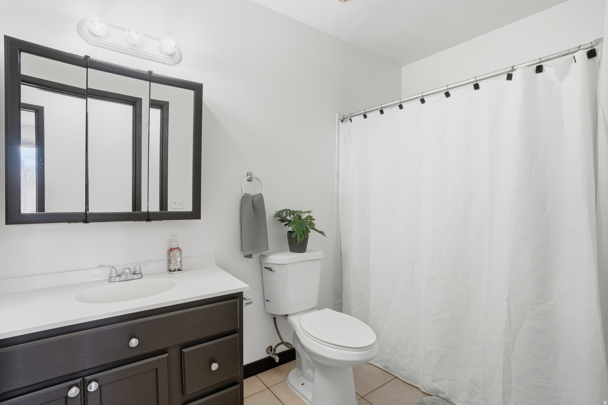 OQUIRRH ESTATES - Residential