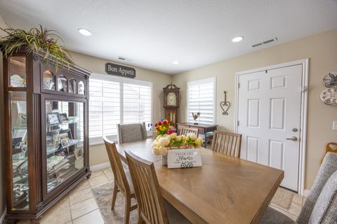 Tiny photo for 907 W 1840 S #C, Syracuse, UT 84075 (MLS # 2147228)