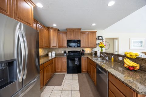 Tiny photo for 907 W 1840 S #C, Syracuse, UT 84075 (MLS # 2147228)
