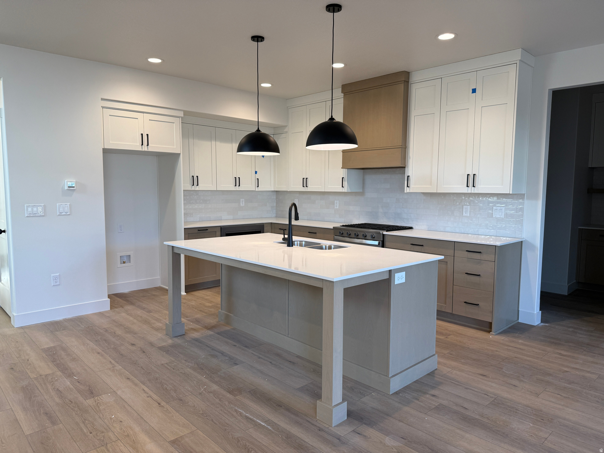 RIVERWOOD - Residential