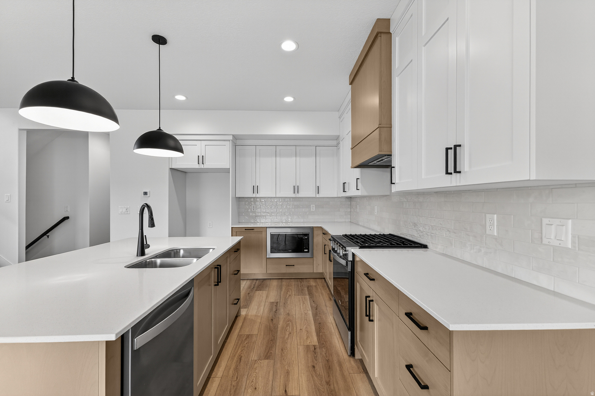 RIVERWOOD - Residential