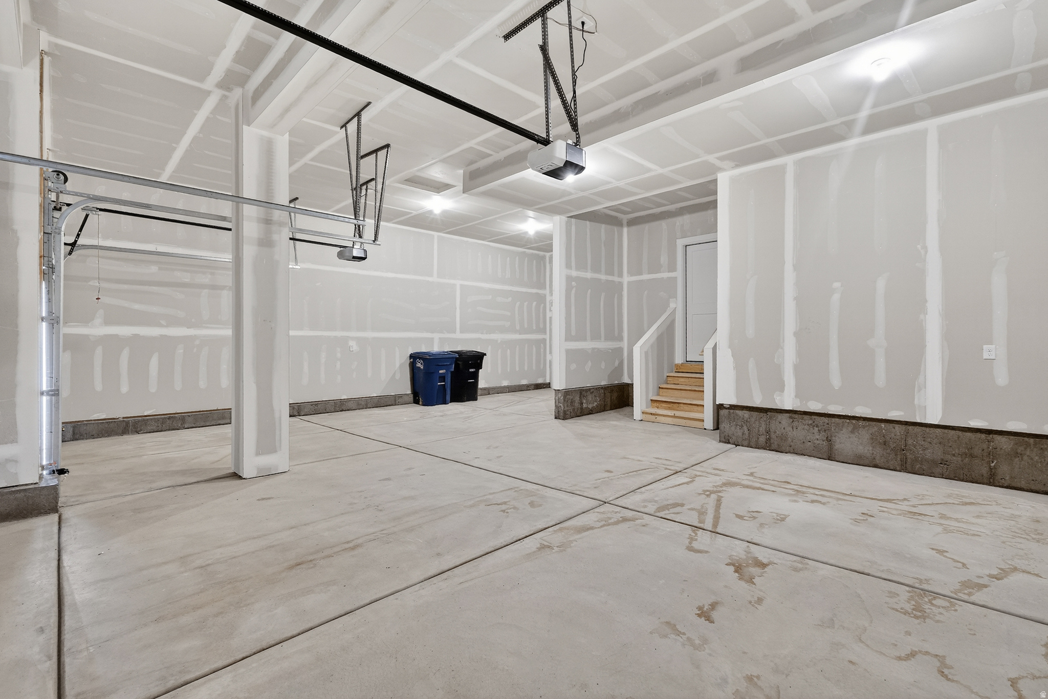 RIVERWOOD - Residential