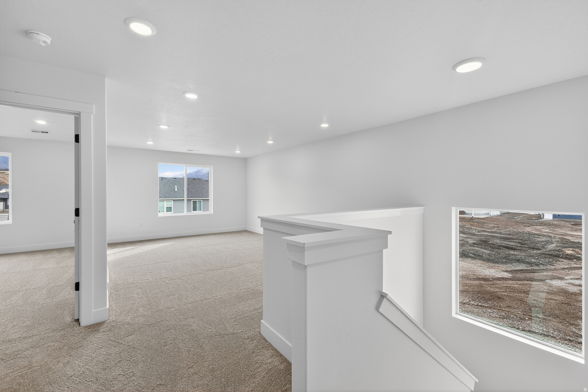 RIVERWOOD - Residential