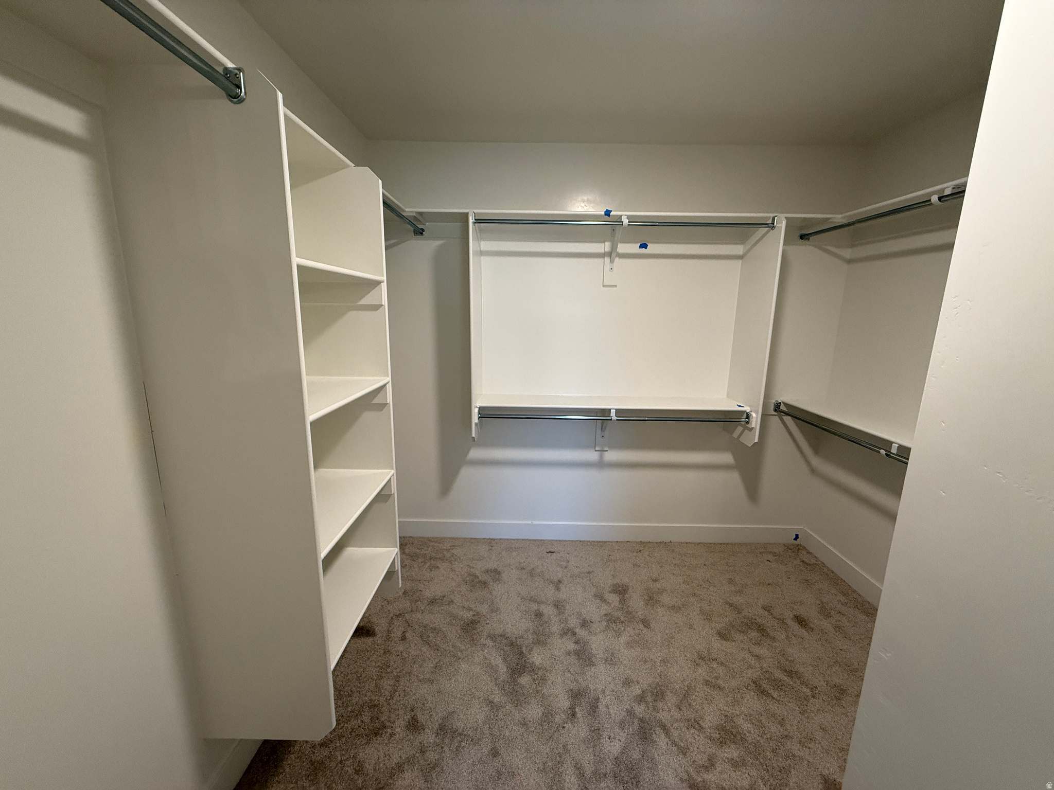 RIVERWOOD - Residential