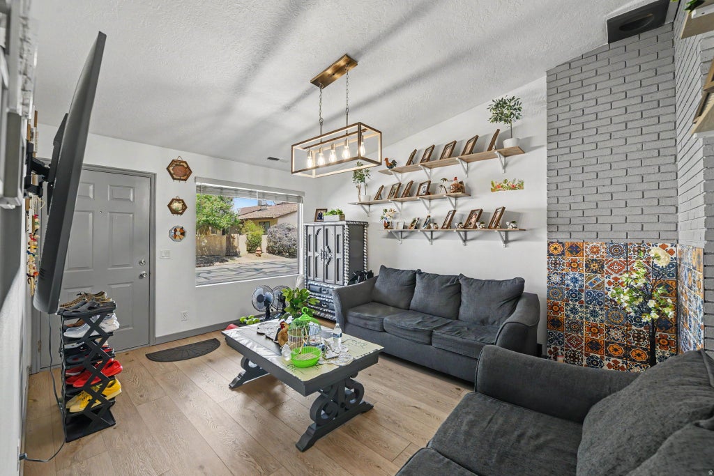 Photo of 1075 N 1400 W #6, Saint George, UT 84770 (MLS # 2182185)