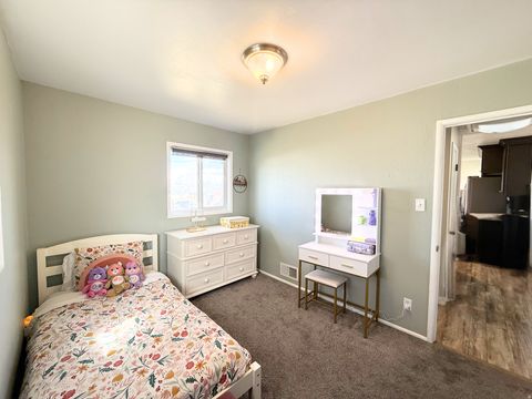 Tiny photo for 164 E 4475 S, Washington Terrace, UT 84405 (MLS # 2141653)