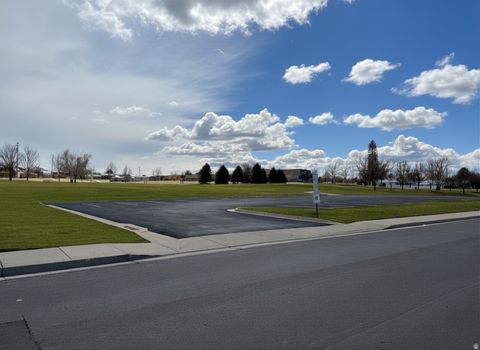 Tiny photo for 164 E 4475 S, Washington Terrace, UT 84405 (MLS # 2141653)