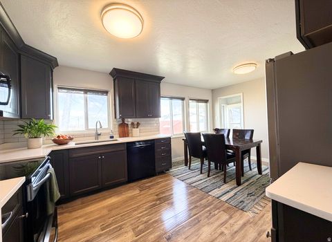 Tiny photo for 164 E 4475 S, Washington Terrace, UT 84405 (MLS # 2141653)