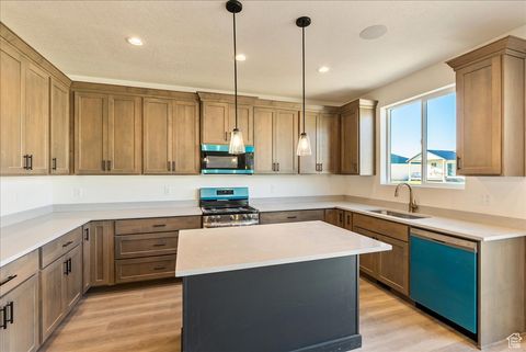 Tiny photo for 2325 E MORNING GLORY WAY, Eagle Mountain, UT 84005 (MLS # 2108397)