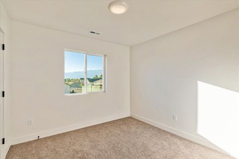 Tiny photo for 2325 E MORNING GLORY WAY, Eagle Mountain, UT 84005 (MLS # 2108397)