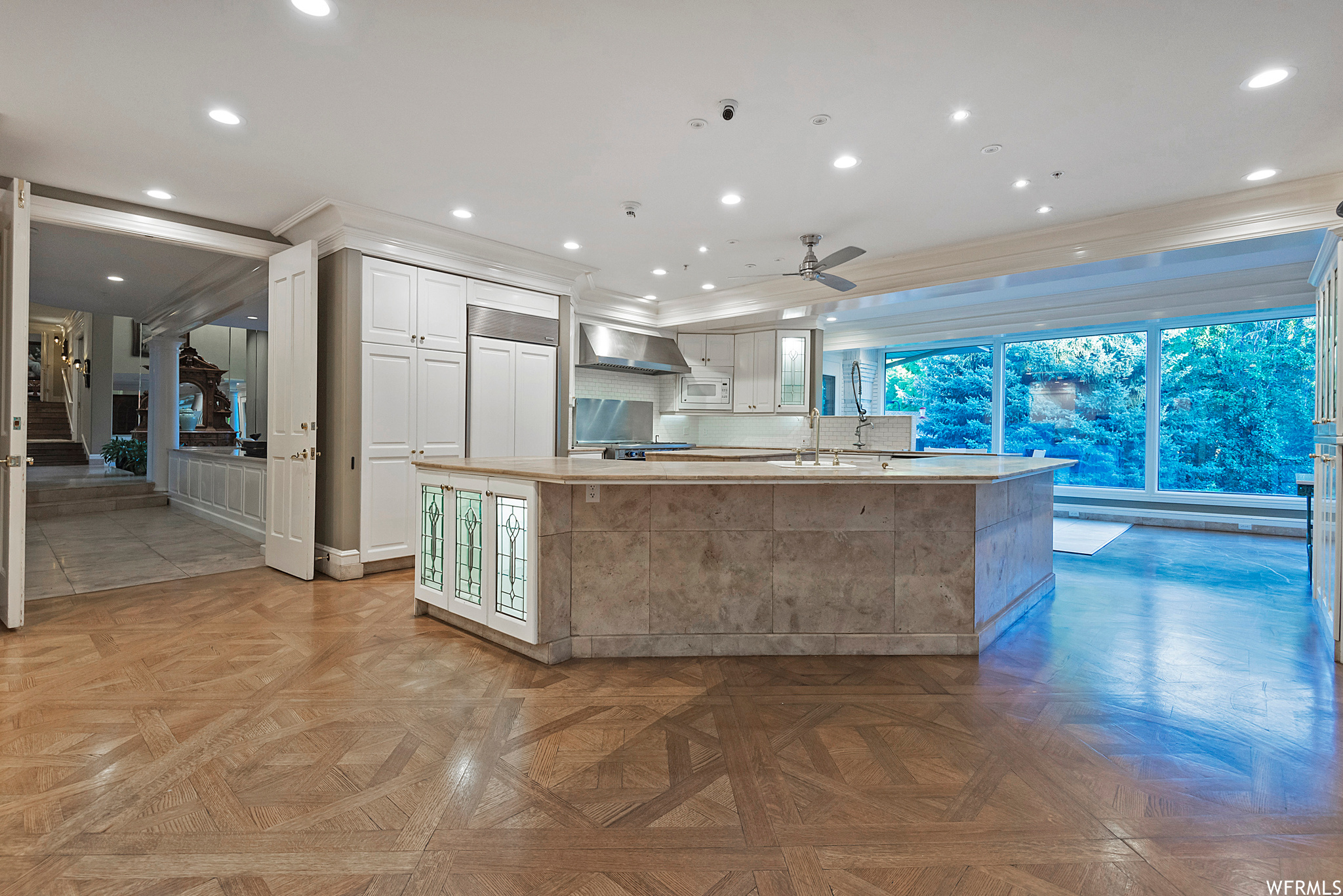 Sandy, Utah 84093, United States, 7 Bedrooms Bedrooms, ,10 BathroomsBathrooms,Residential,Pending,70750