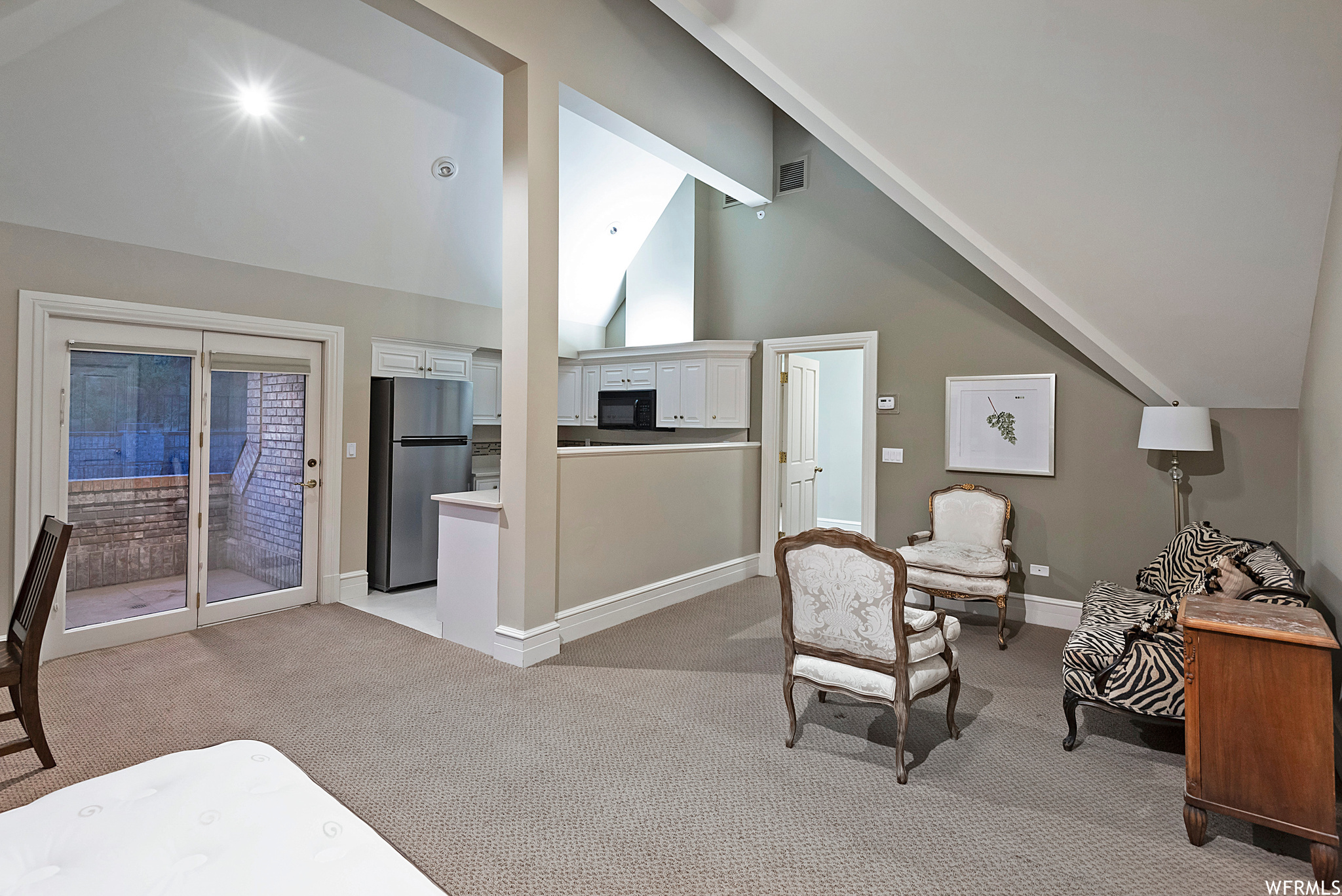 Sandy, Utah 84093, United States, 7 Bedrooms Bedrooms, ,10 BathroomsBathrooms,Residential,Pending,70750