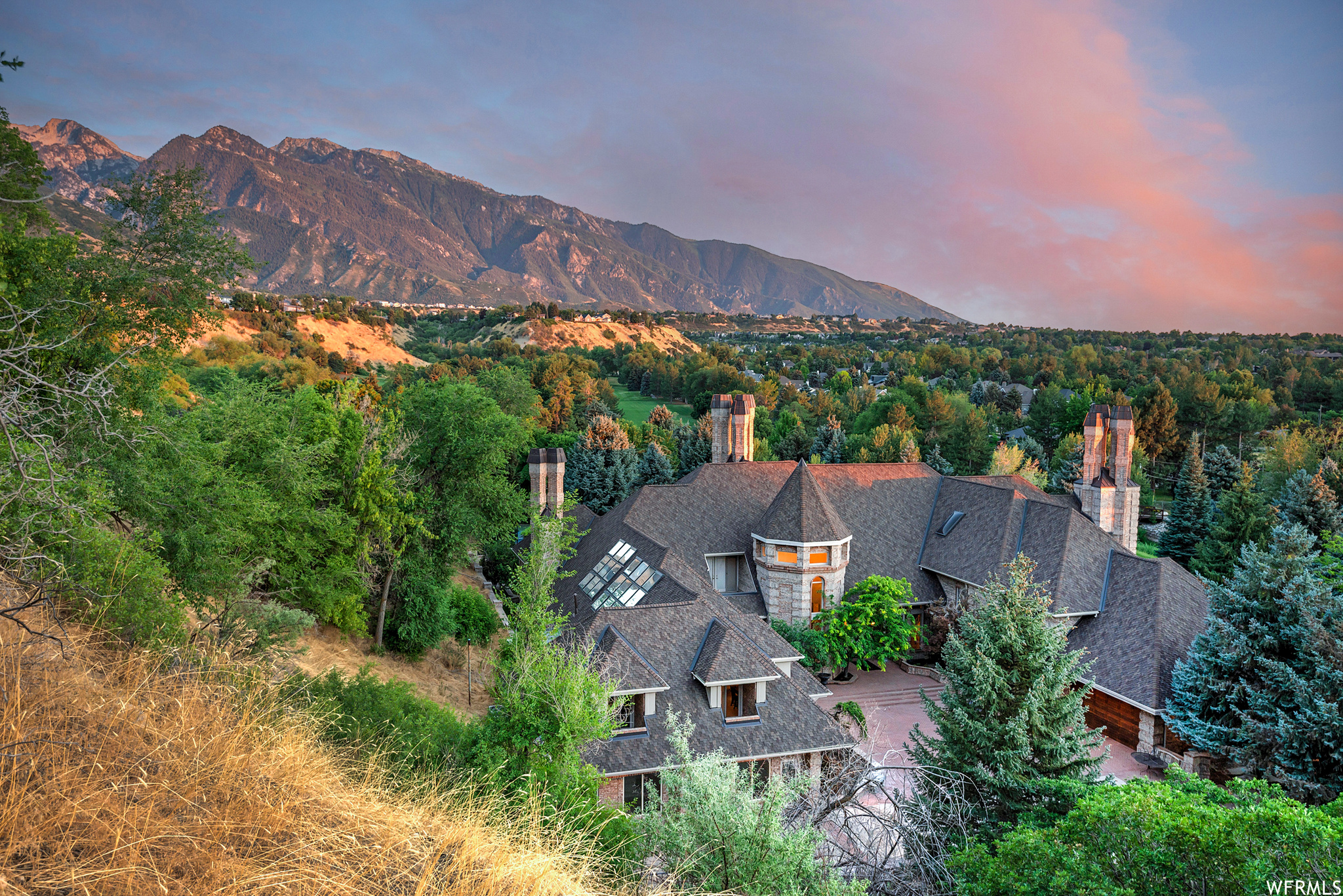 Sandy, Utah 84093, United States, 7 Bedrooms Bedrooms, ,10 BathroomsBathrooms,Residential,Pending,70750 Sandy, Utah 84093, United States, 7 Bedrooms Bedrooms, ,10 BathroomsBathrooms,Residential,Pending,70750