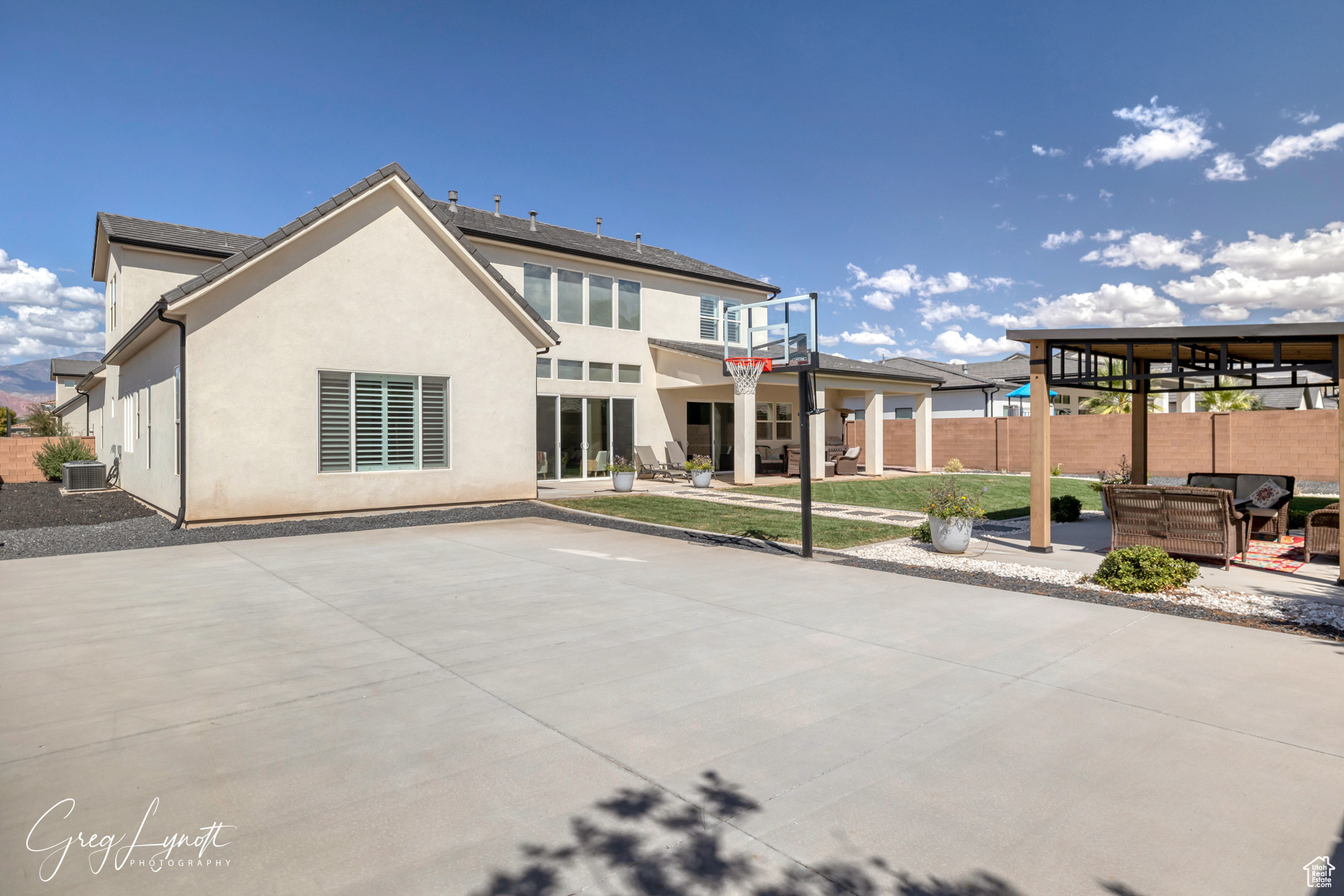 WHITWORTH ESTATES - Residential