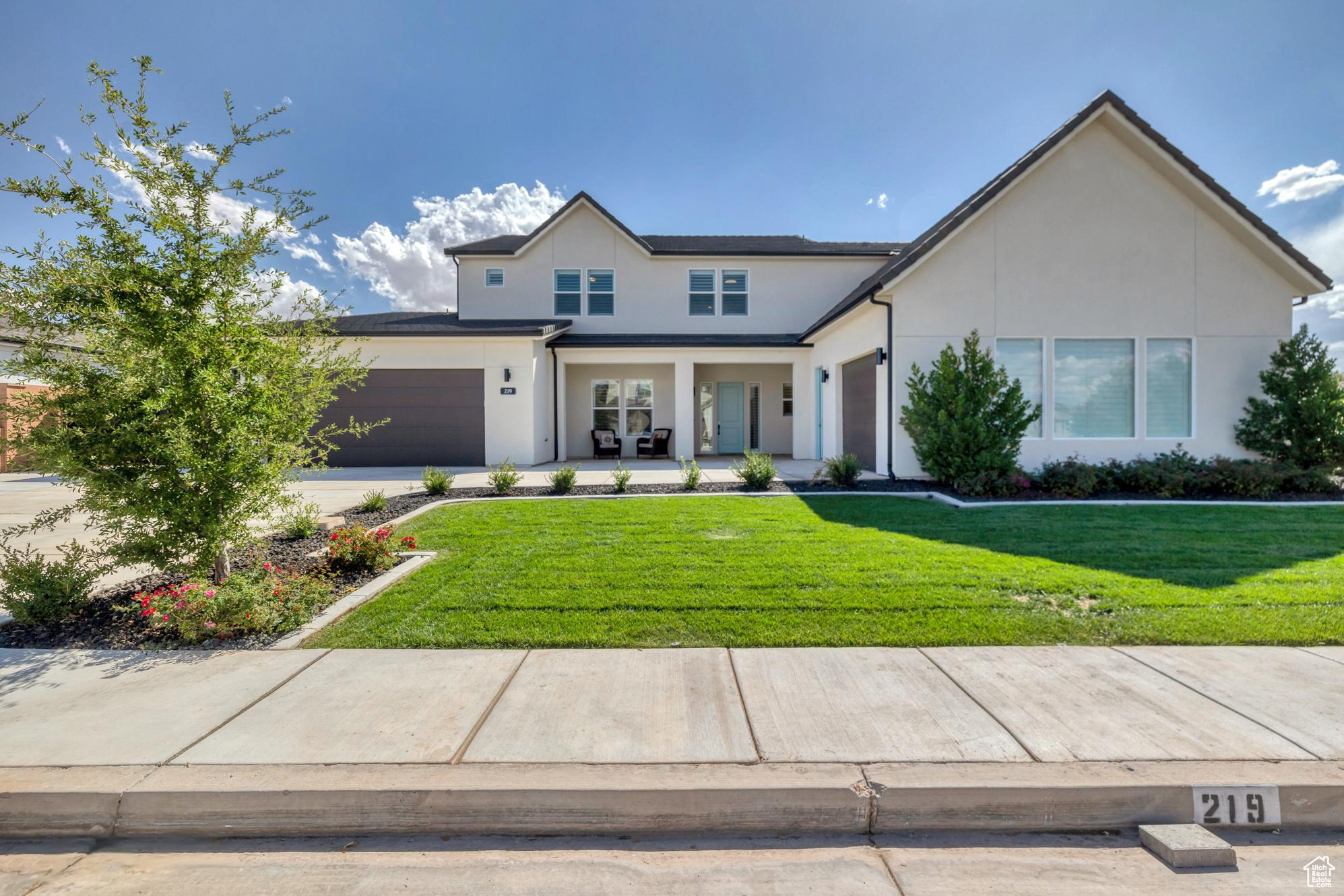 219 W Elinor Ln, Washington, Utah image 1