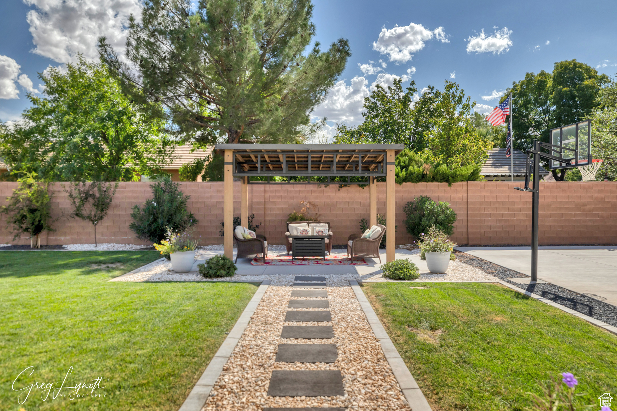 WHITWORTH ESTATES - Residential