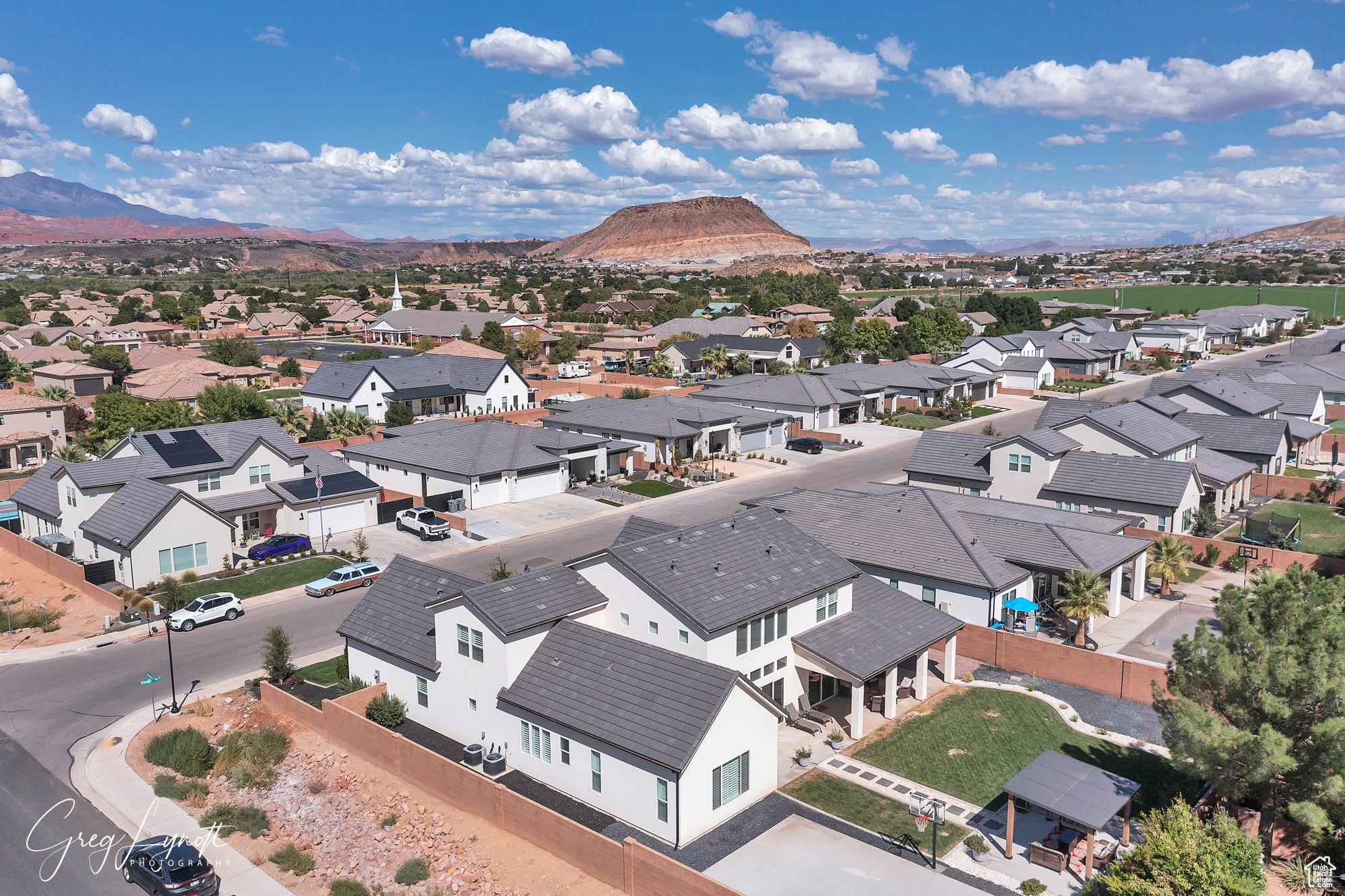 WHITWORTH ESTATES - Residential