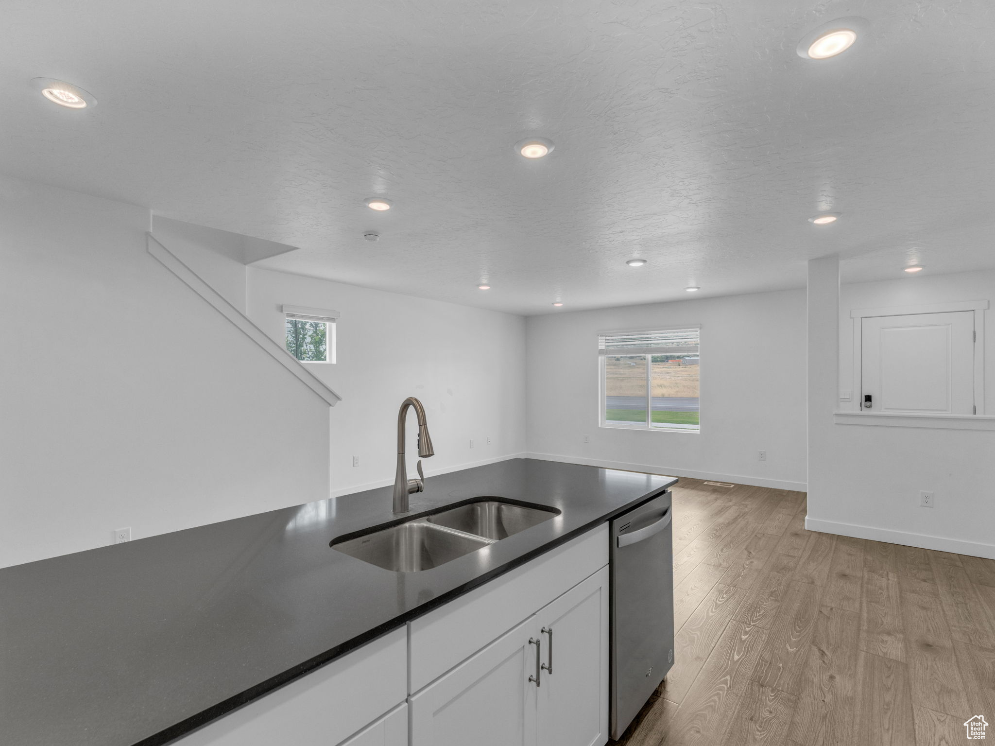 SUMMIT RIDGE TOWNS - Residential