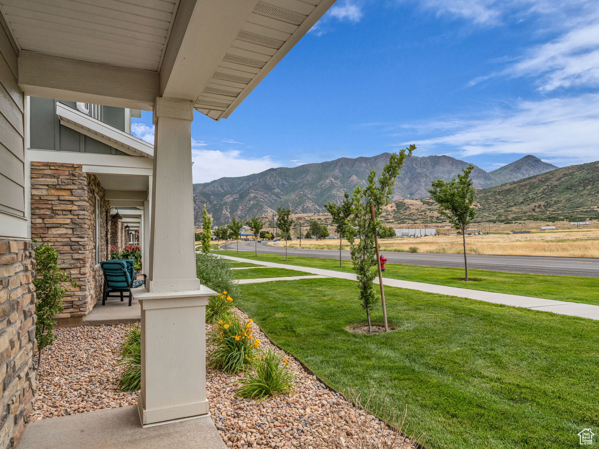 SUMMIT RIDGE TOWNS - Residential