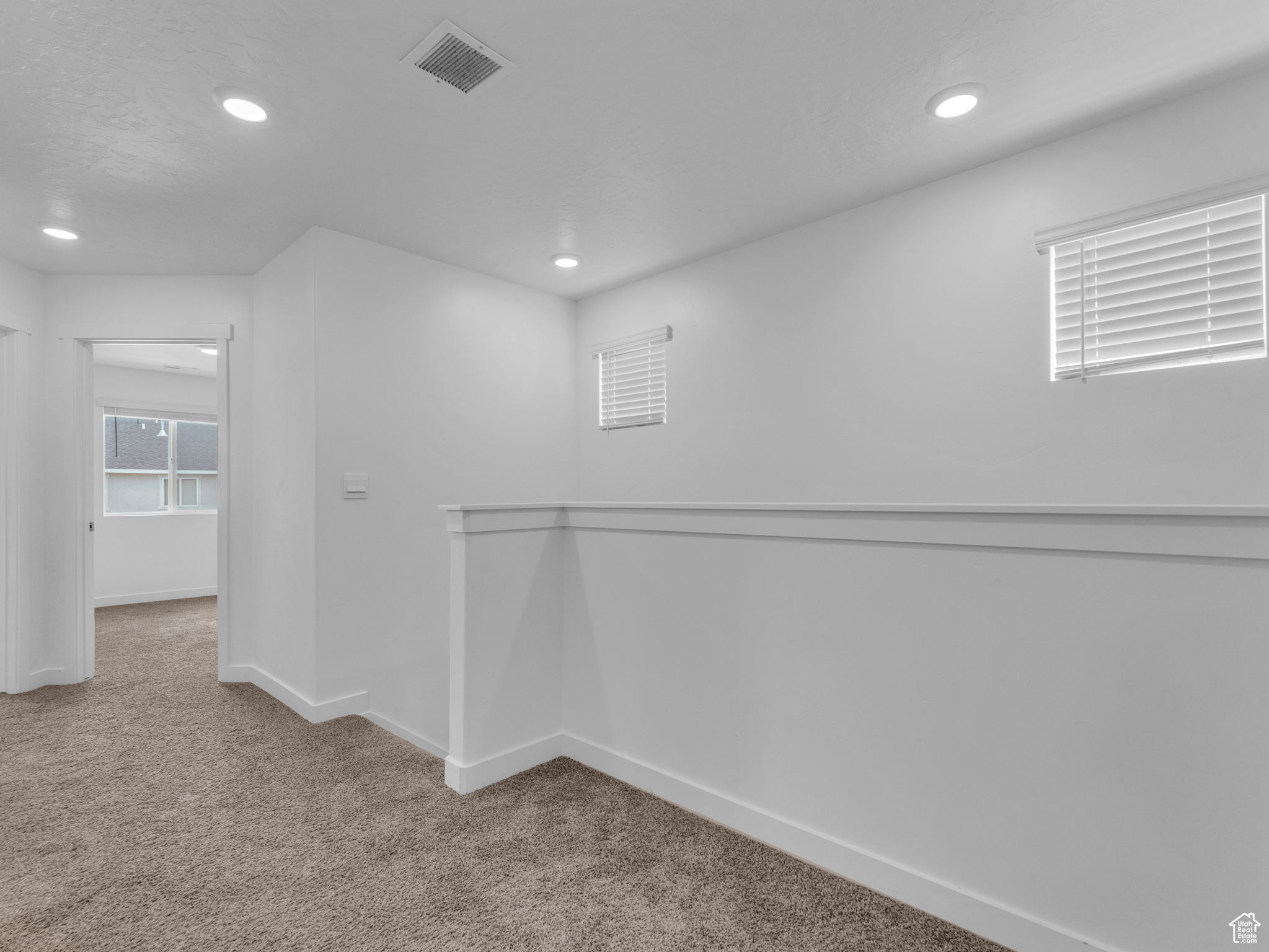 SUMMIT RIDGE TOWNS - Residential